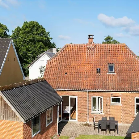 20332-samso-smedegade-6 * Tranebjerg